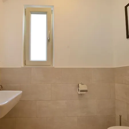 別荘 Aurelia Mit Privatem Pool In Porec' ポレッチ